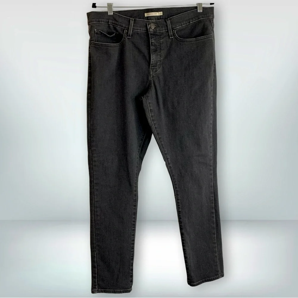 Levi Strauss 311 Shaping Skinny Black Denim Jeans, size 33 - Picture 2 of 16